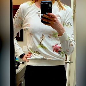 YAYA Brand sweatshirt